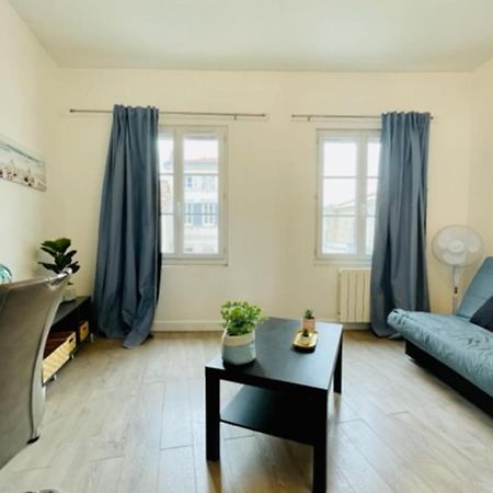 Studio Traversant Historic Center Apartment La Rochelle  Bagian luar foto